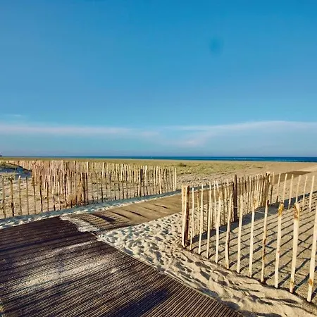 A 150m De La Apartament Leucate